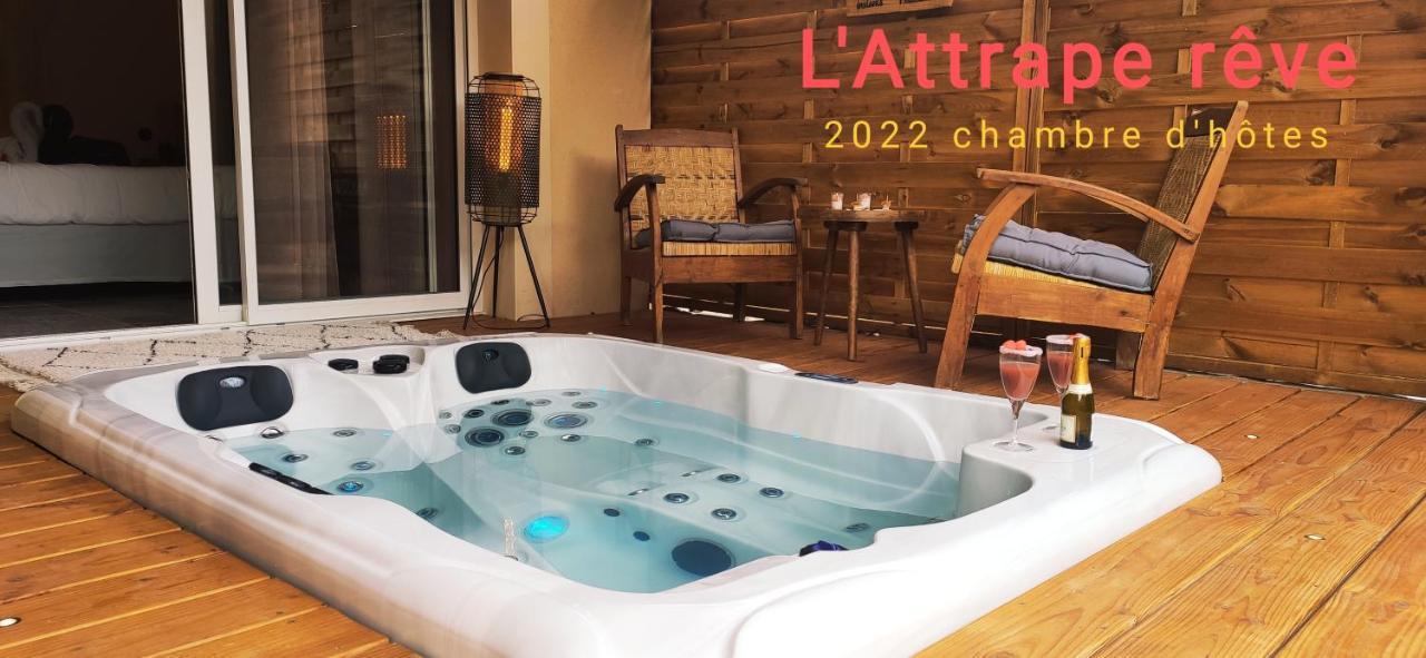 Magnifique petite villa avec jacuzzi l'attrape rêve Les Plantiers Esterno foto